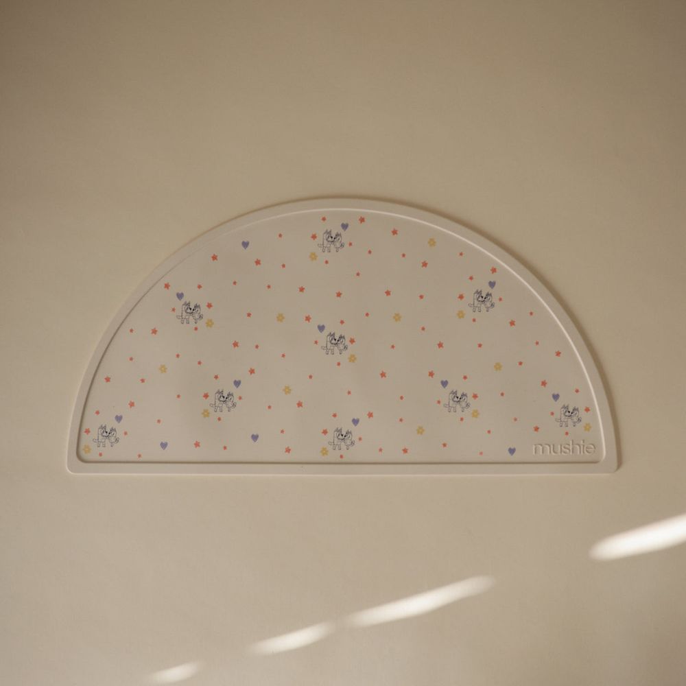 Bluey x Mushie Silicone Placemat