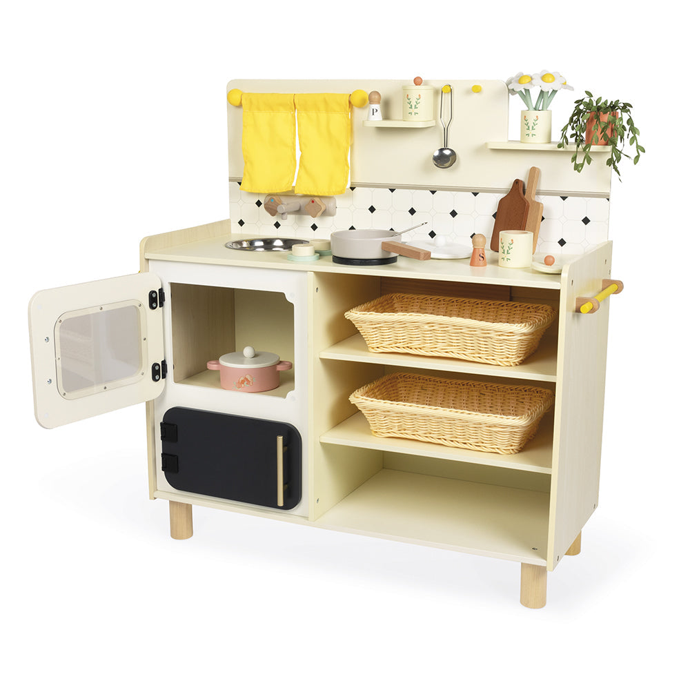 Cottage Chic Big Cooker Kitchen