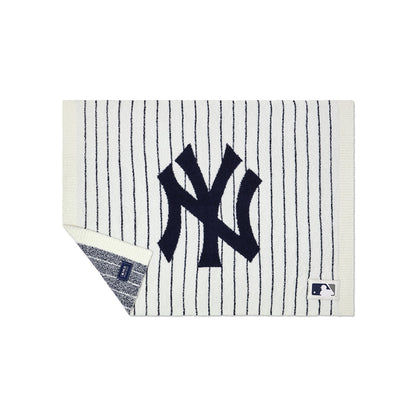 CozyChic New York Yankees Stroller Blanket - 30"x40"