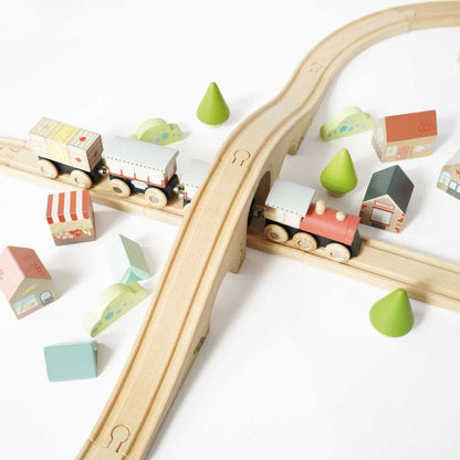 Figure 8 Wooden Train Set - 40 Pieces