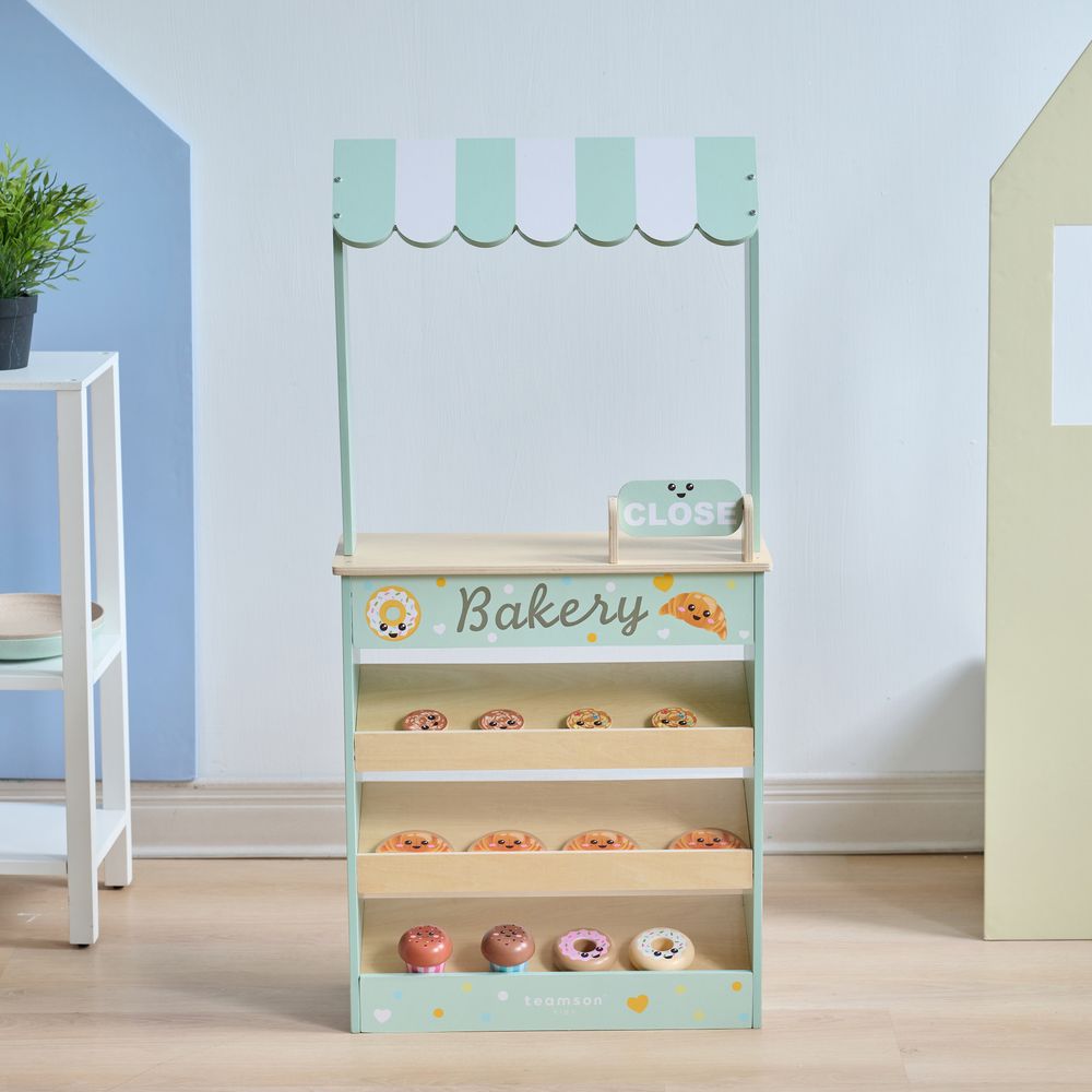 Jolly Pals Wooden Bakery Stand with 12 Pastry Pieces
