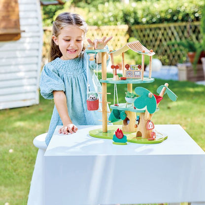 Kiki's Treehouse Headquarters