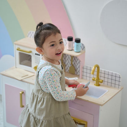Little Chef Hampton Wooden Play Kitchen with Ice Dispenser & Sink - Pink