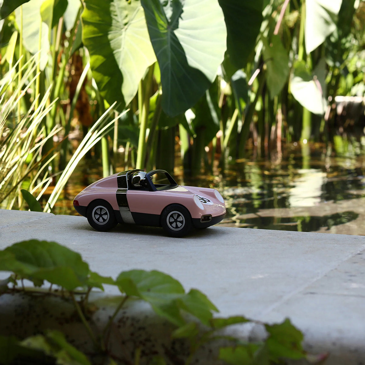 Luft Toy Car - Pop Pink
