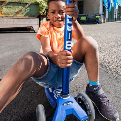 Micro Maxi LED Scooter - Blue/White