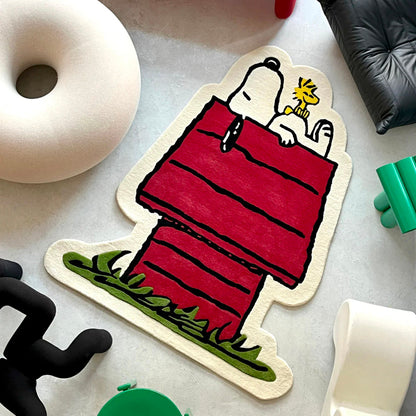 Peanuts Dog House Rug - 4' x 5'