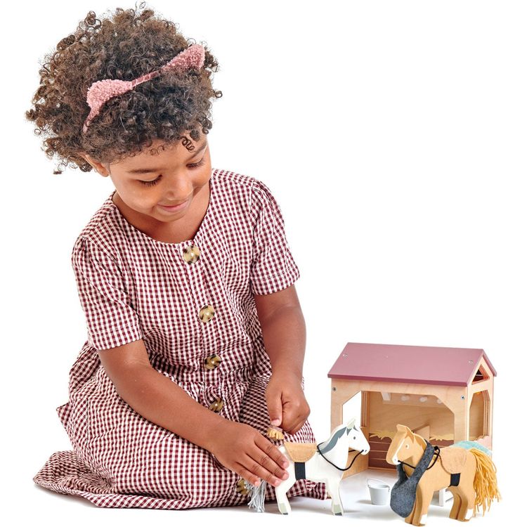 The Stables Wooden Set