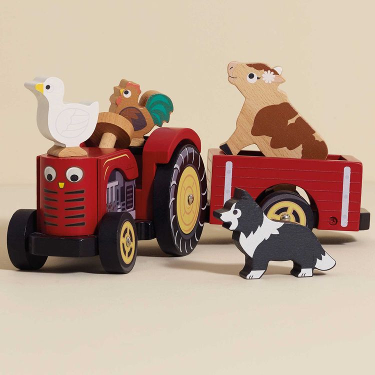 Wooden Farmyard Tractor & Trailer Toy